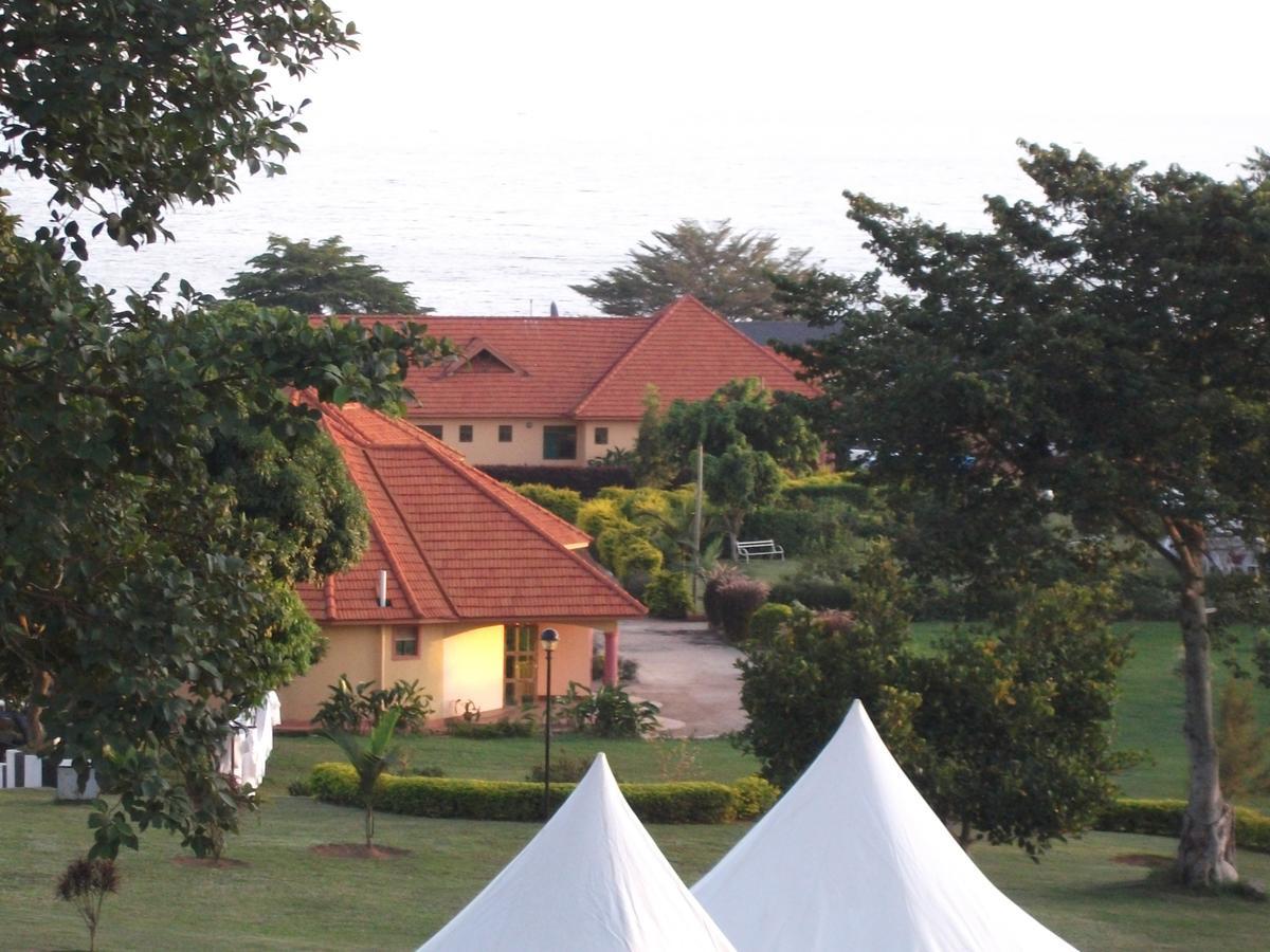 Peniel Beach Hotel Entebbe Bagian luar foto